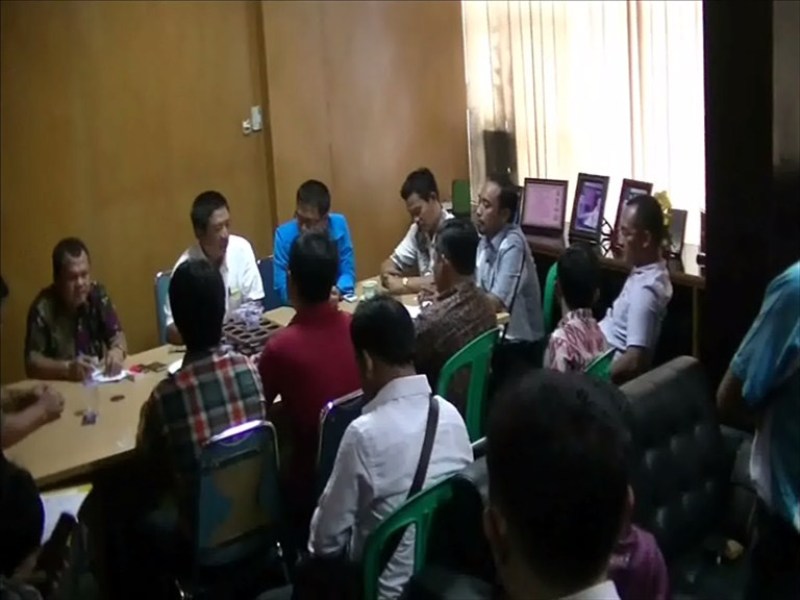 Foto Suasana Mediasi KNPI Dan Perwakilan PT. ASDP merak Di kantor kadin cilegon .jpg