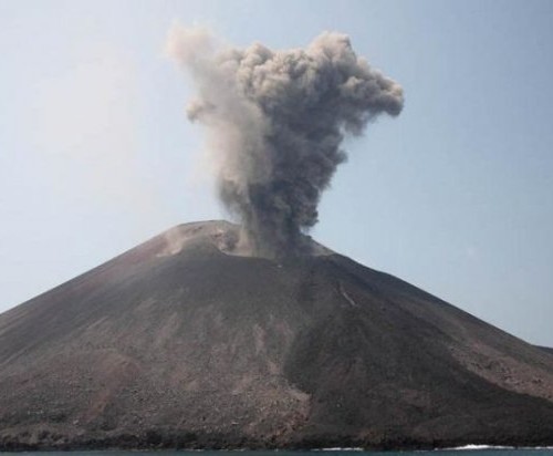 Aktifitas Erusi Gunung Anak Krakatau yang terpantau BMKG